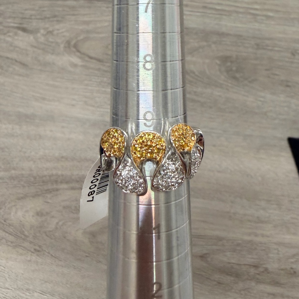 Elegant Gold Tone and Sterling Silver Women's Ring .925